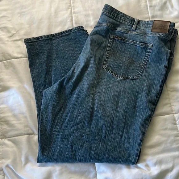 🌼 Big & Tall Men’s Lee jeans, in excellent preloved condition! Size 54x32 ✨ - Picture 1 of 5